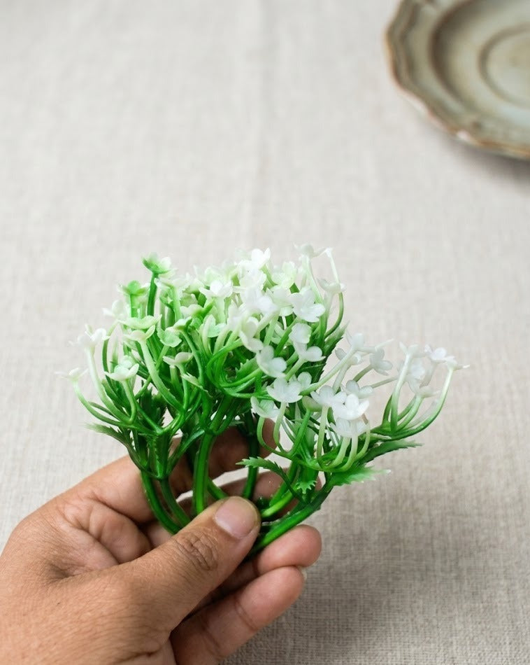 Artificial Gypsy Flowers – White